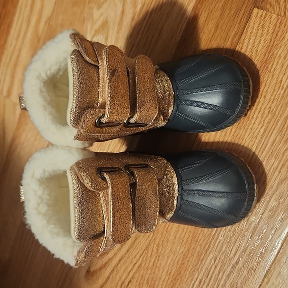 GAP Other - Snow/winter duck boots